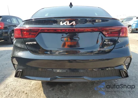 2023 Kia Forte Gt Line z USA, uszkodzony, nr VIN 3KPF54AD1PE640112